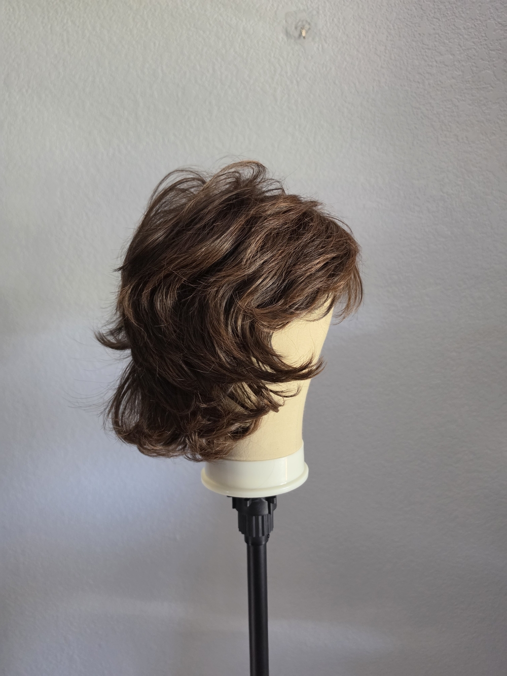 70s Men's Wig Set Rockstar Hippie Wig for Men Shaggy Brown Wig w/ Fake Mustache - Picture 11 of 13